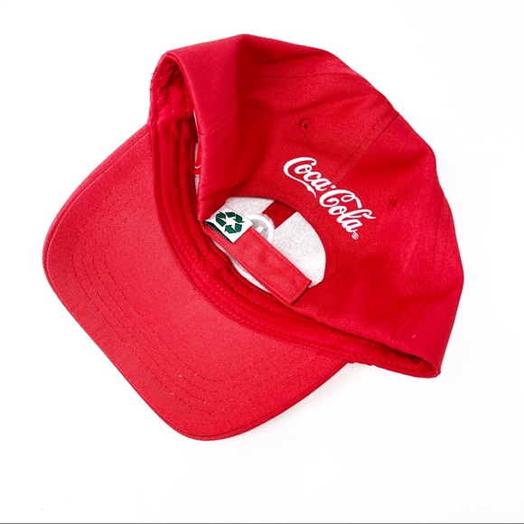 Coca Cola | Refresh Recycle Reuse Cap - Picture 3 of 6